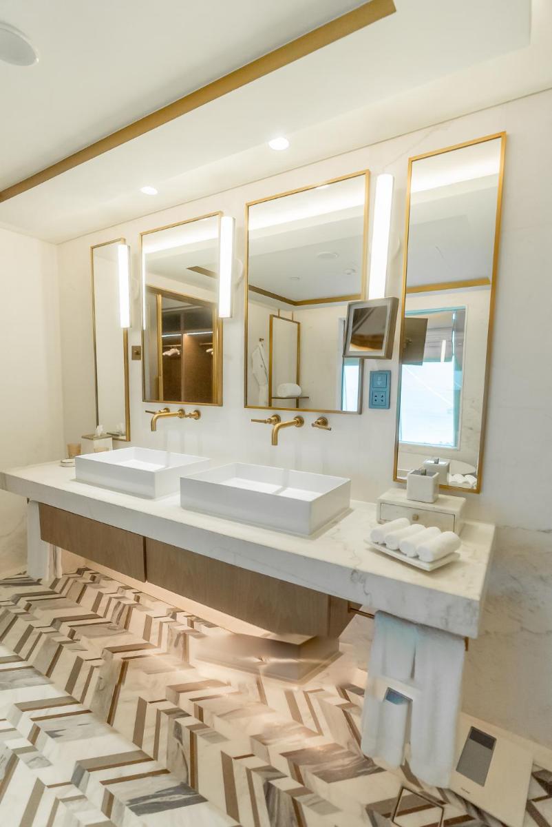 Jumeirah Beach Hotel Dubai