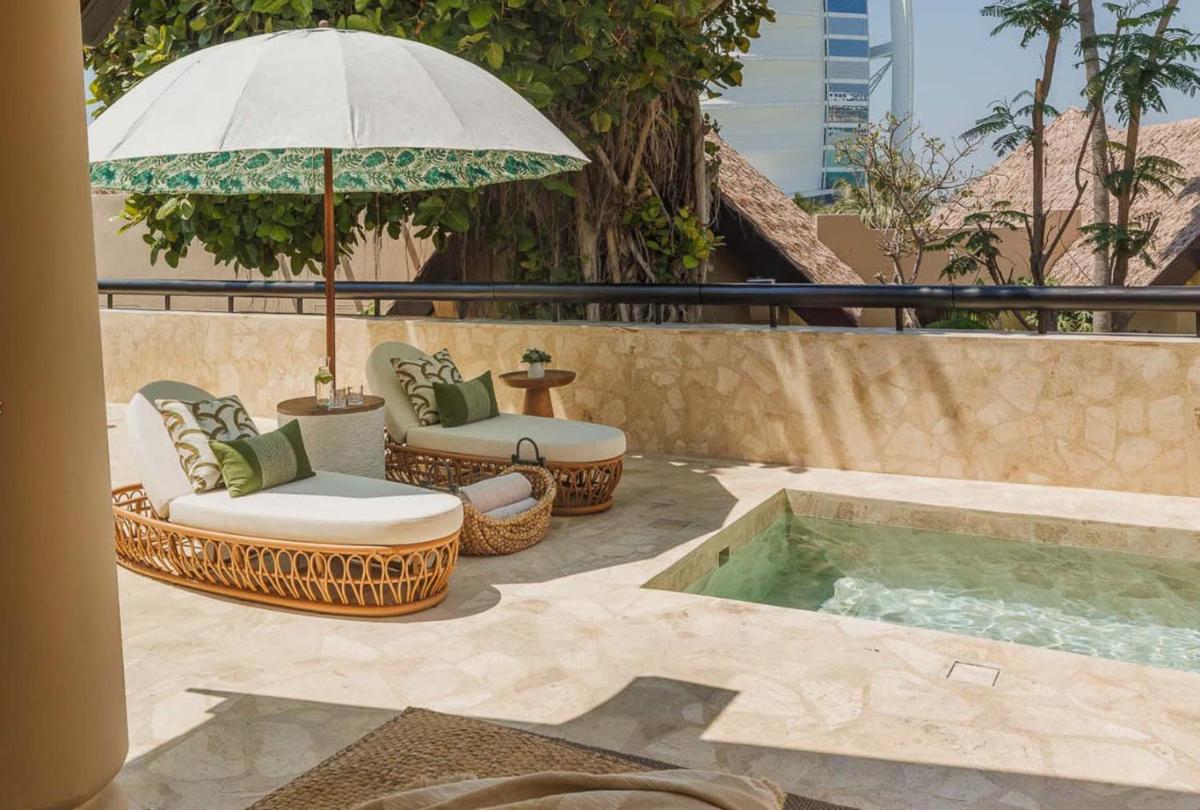 Jumeirah Beach Hotel Dubai