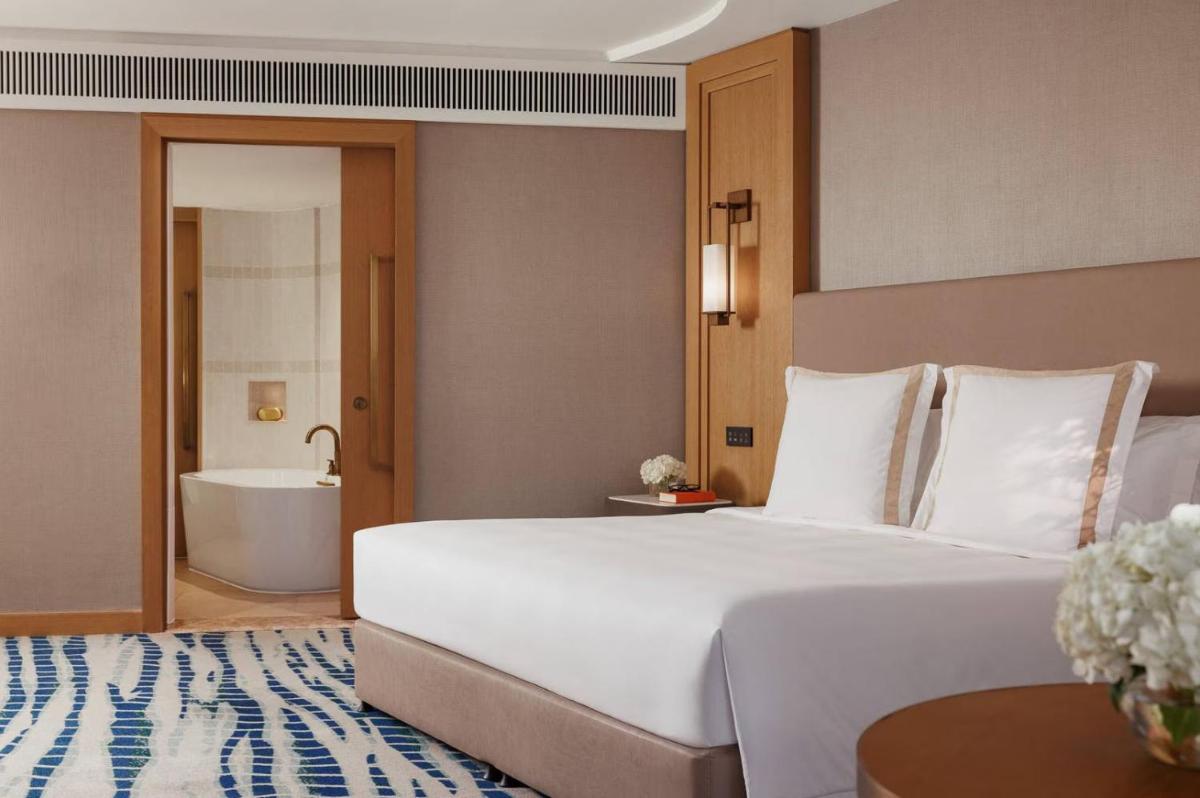 Jumeirah Beach Hotel Dubai