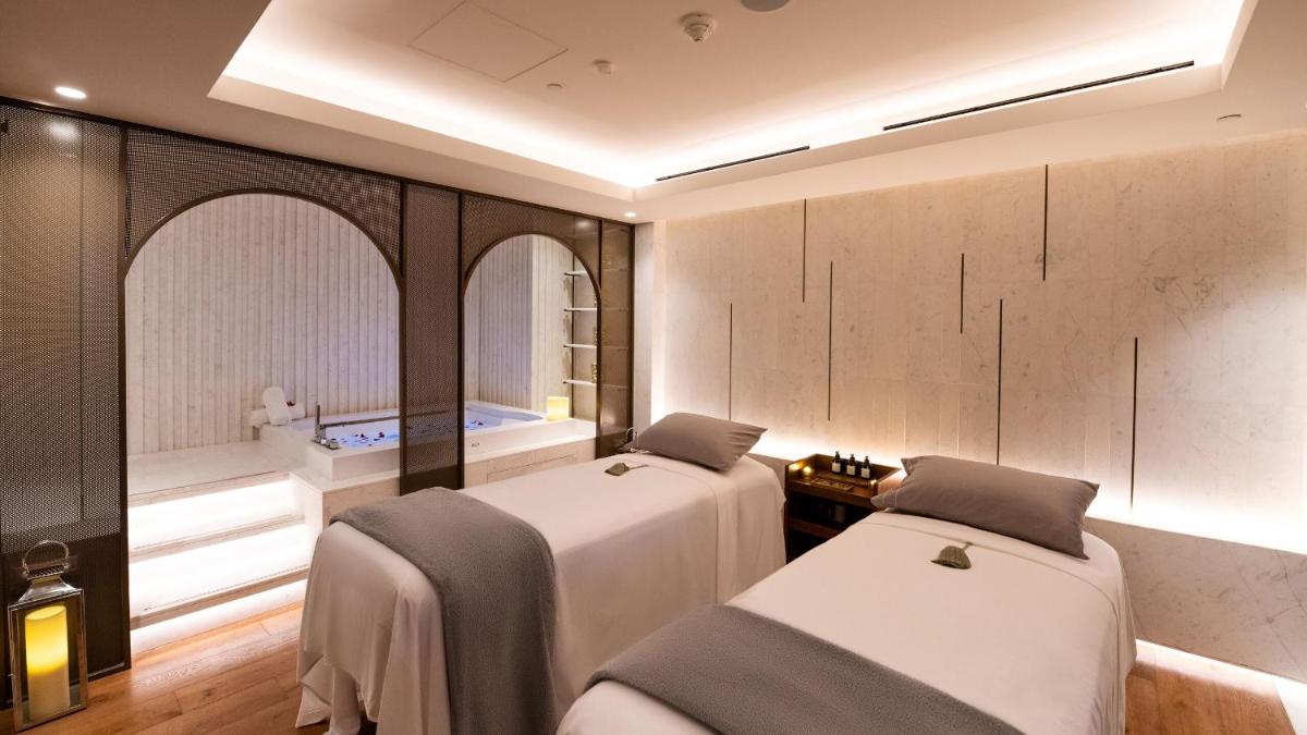 Jumeirah Beach Hotel Dubai