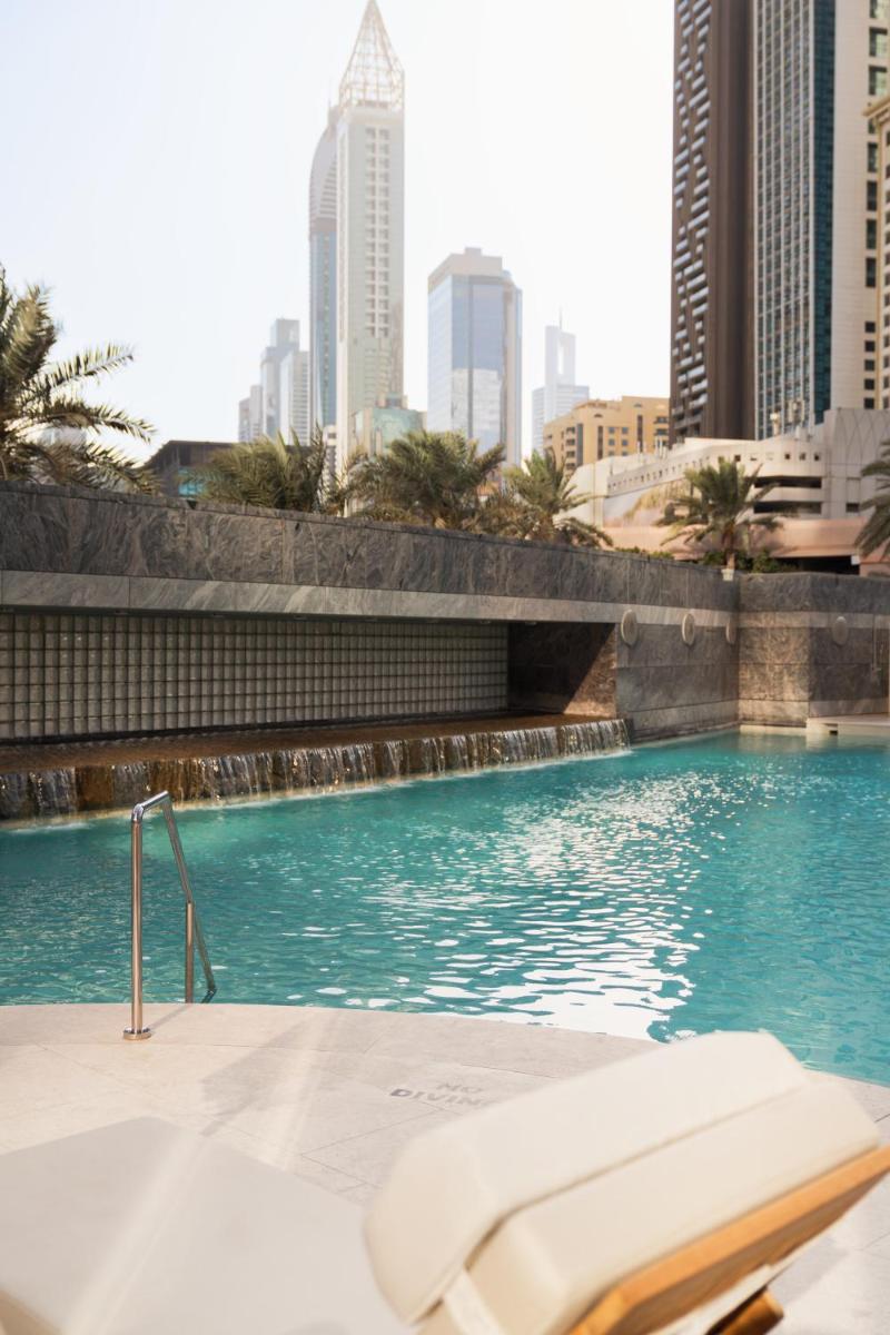 Jumeirah Emirates Towers Dubai