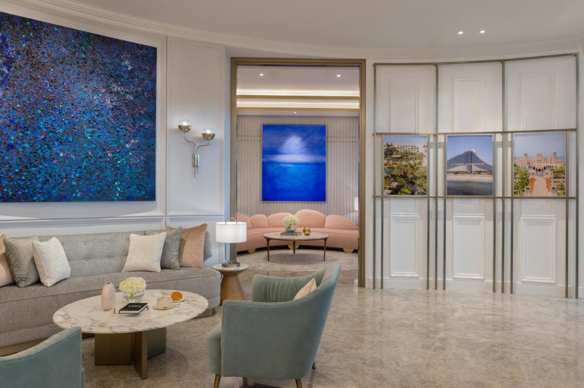 Jumeirah Emirates Towers Dubai