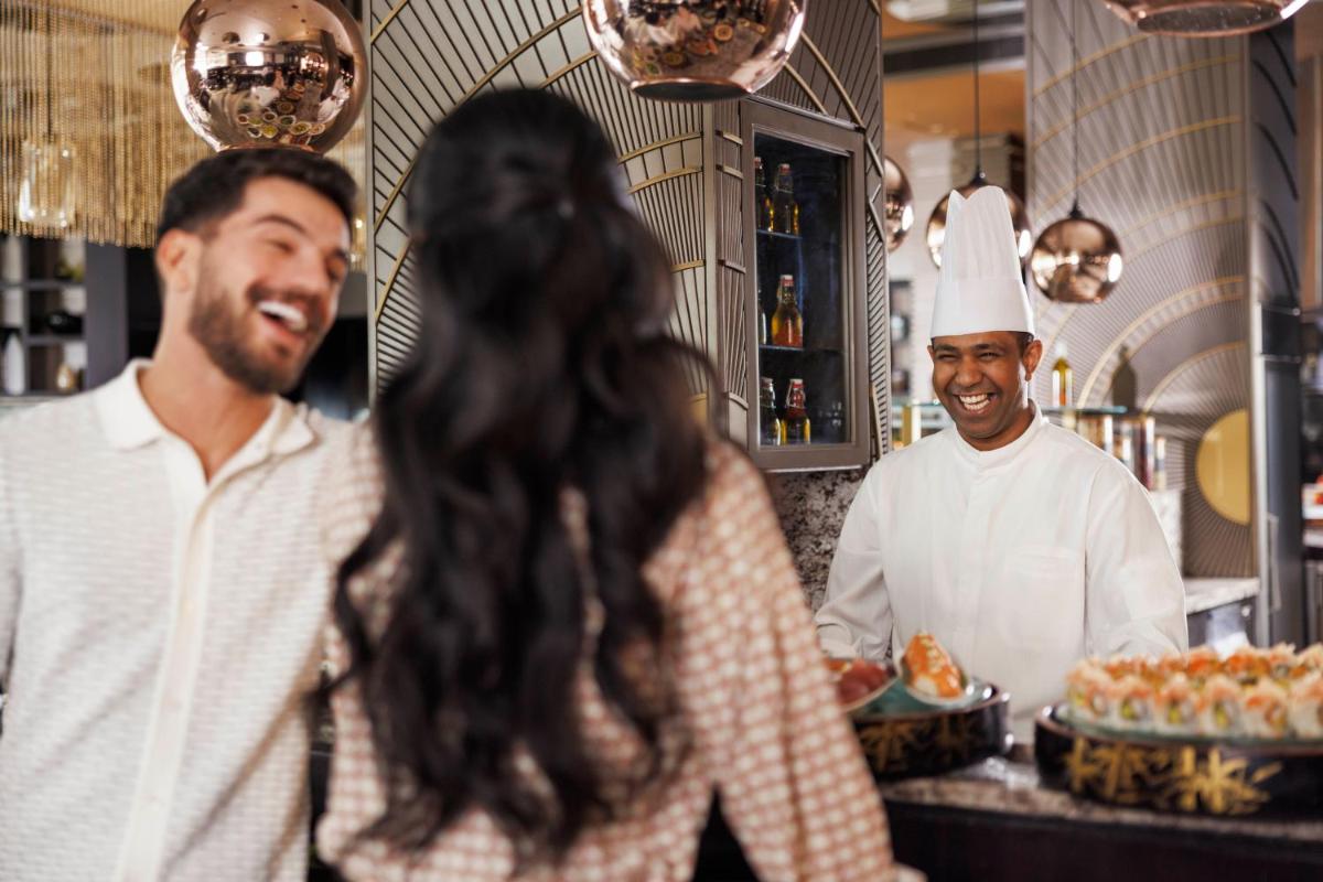 Jumeirah Emirates Towers Dubai