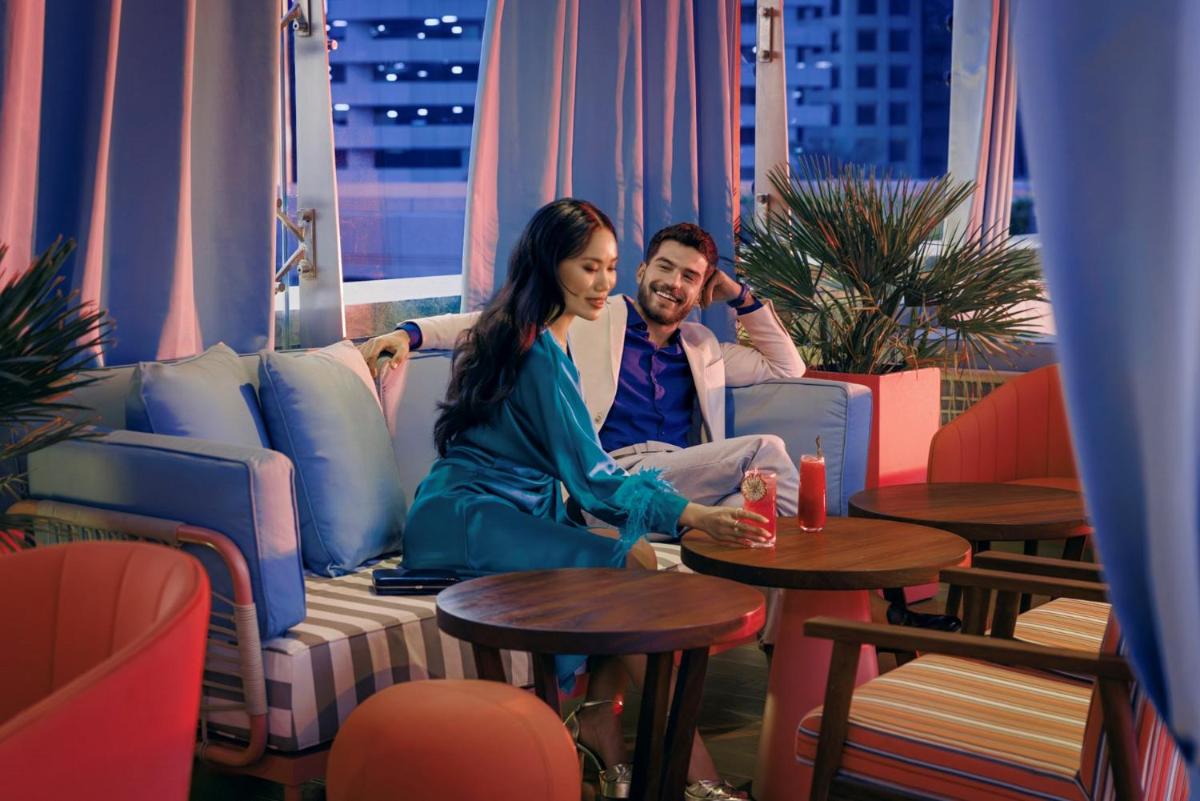 Jumeirah Emirates Towers Dubai