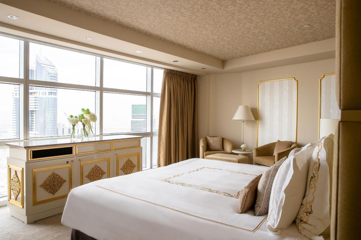 Jumeirah Emirates Towers Dubai