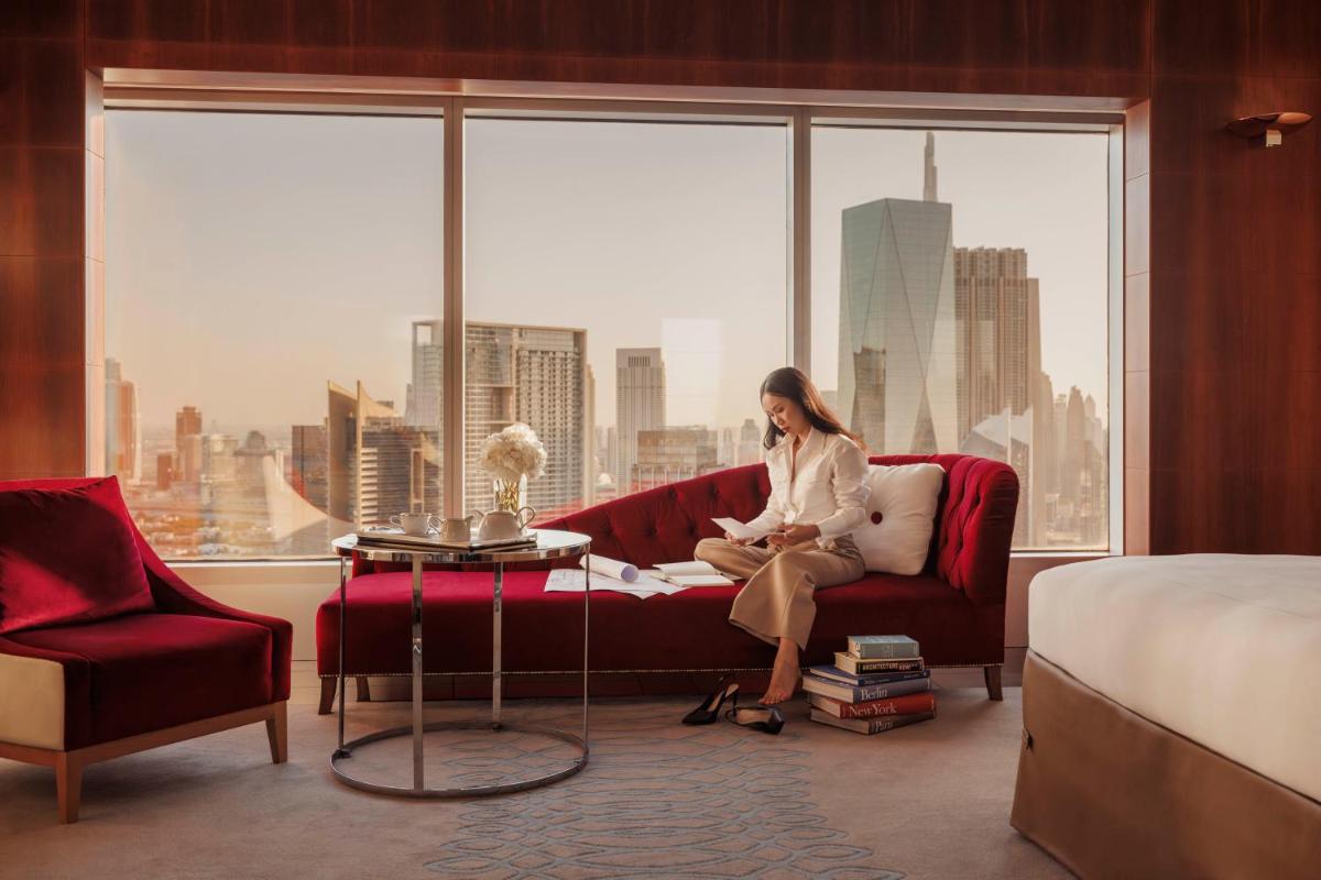 Jumeirah Emirates Towers Dubai