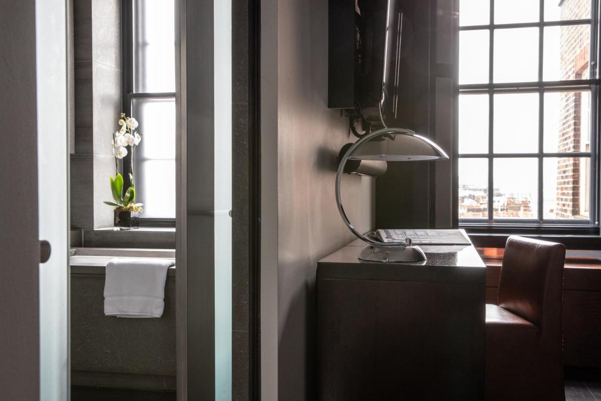 Grosvenor House Suites