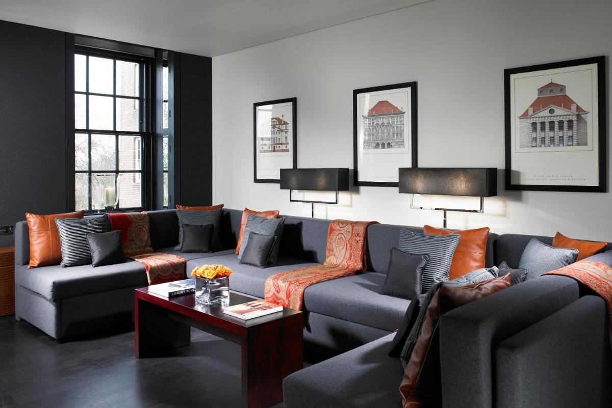 Grosvenor House Suites