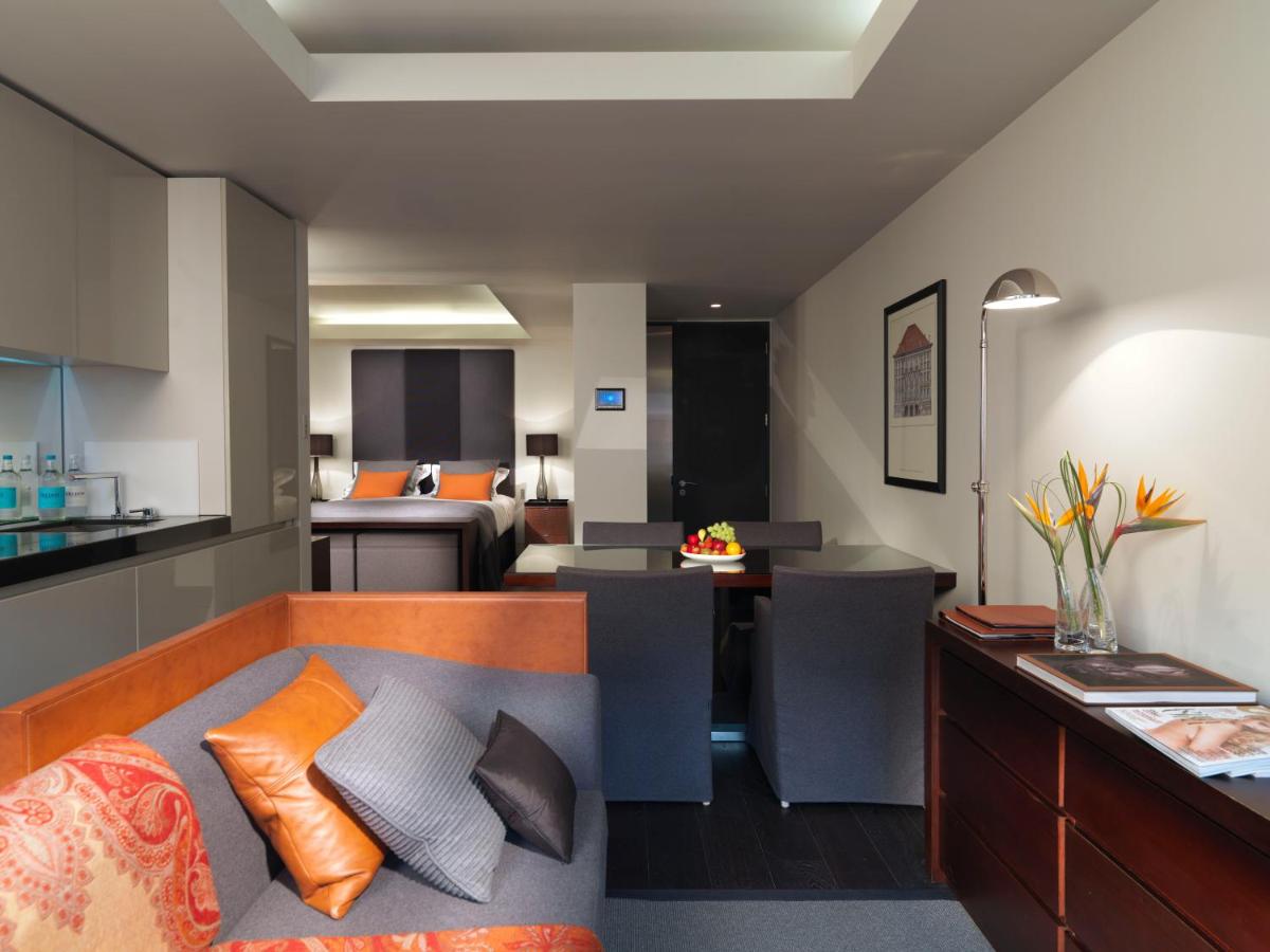 Grosvenor House Suites