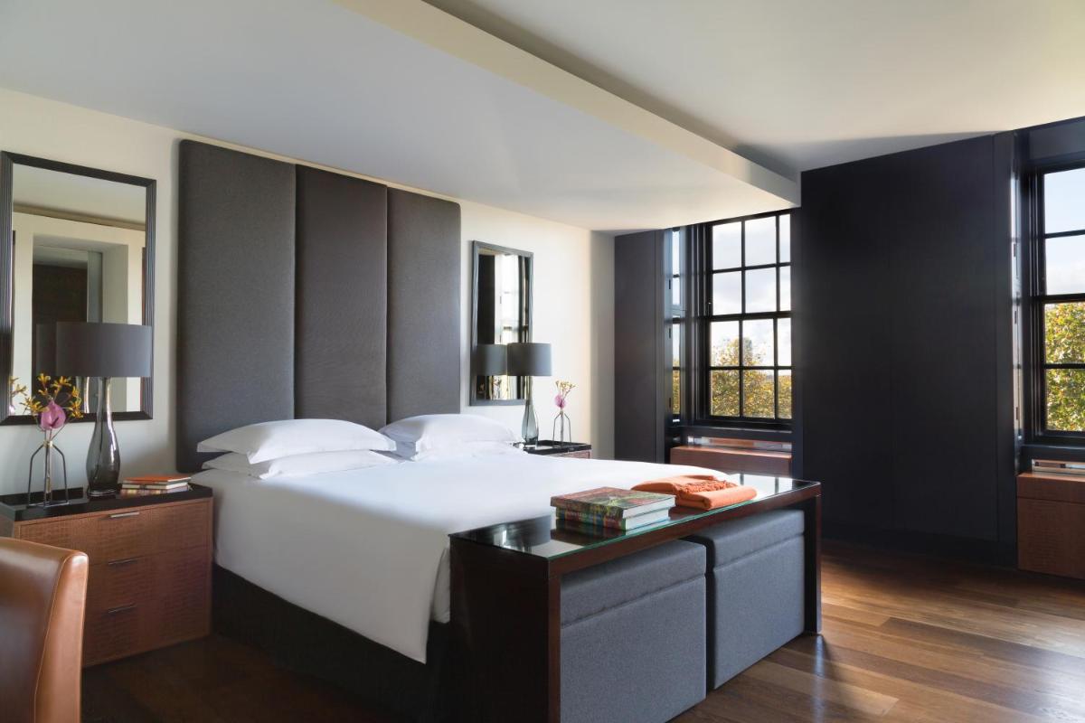 Grosvenor House Suites
