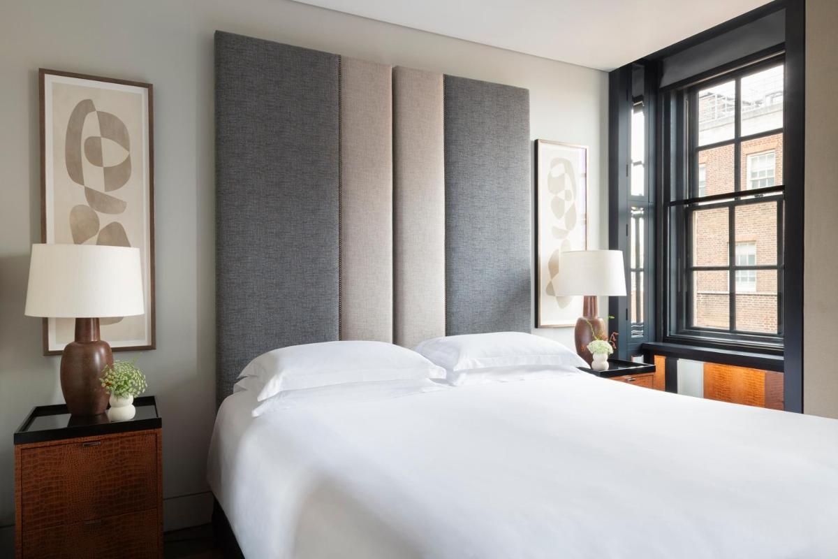 Grosvenor House Suites