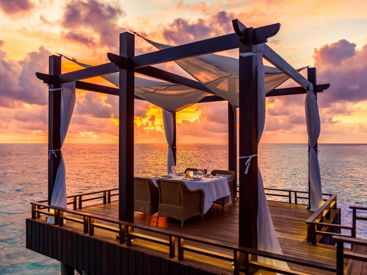 OZEN RESERVE BOLIFUSHI - Luxury All Inclusive with Free Transfers