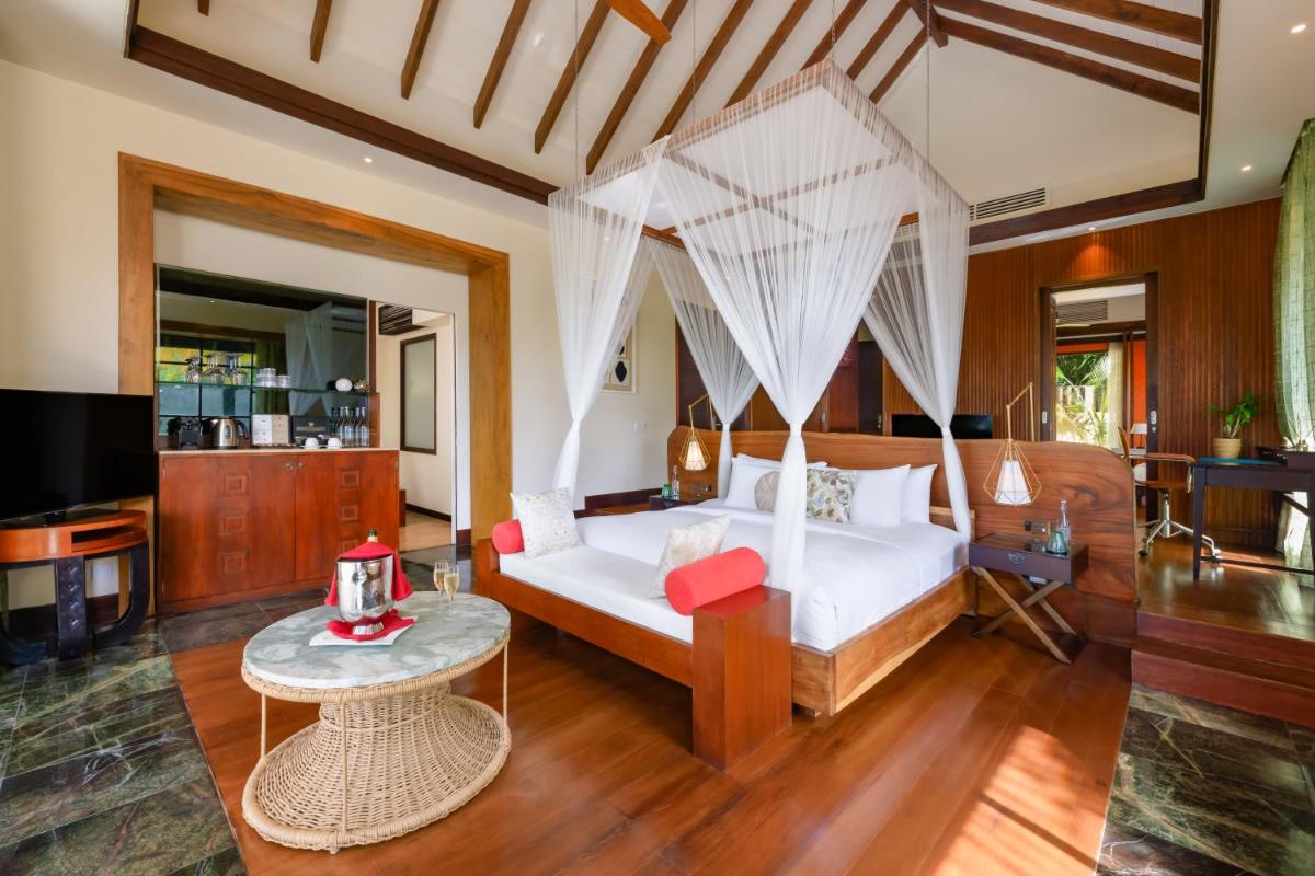 OZEN RESERVE BOLIFUSHI - Luxury All Inclusive with Free Transfers