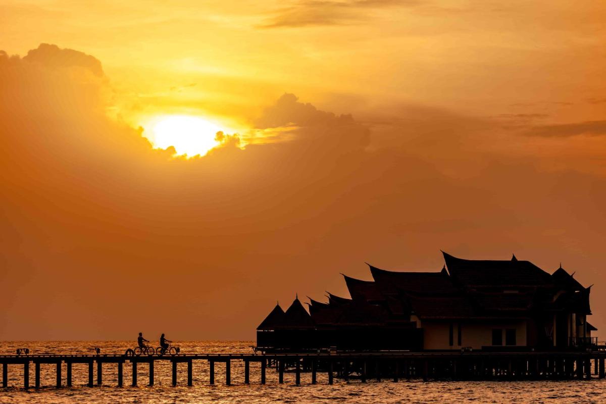 OZEN RESERVE BOLIFUSHI - Luxury All Inclusive with Free Transfers