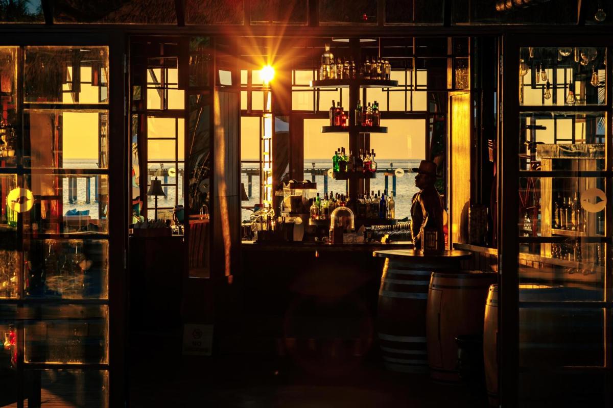 OZEN RESERVE BOLIFUSHI - Luxury All Inclusive with Free Transfers