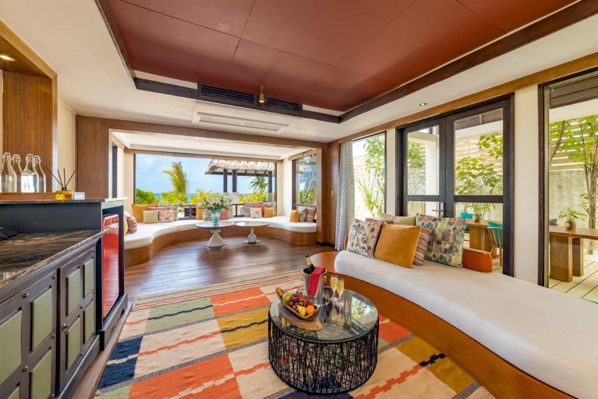 OZEN RESERVE BOLIFUSHI - Luxury All Inclusive with Free Transfers