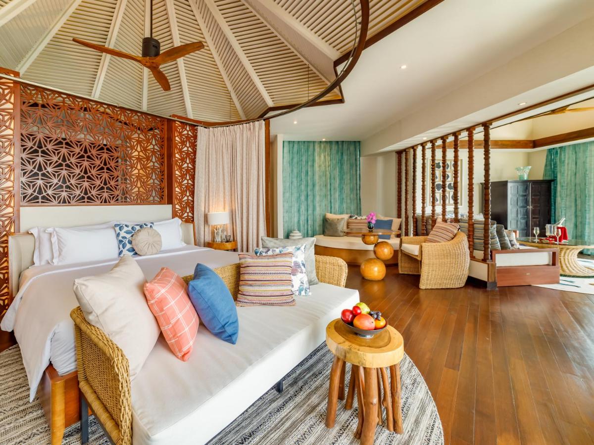 OZEN RESERVE BOLIFUSHI - Luxury All Inclusive with Free Transfers