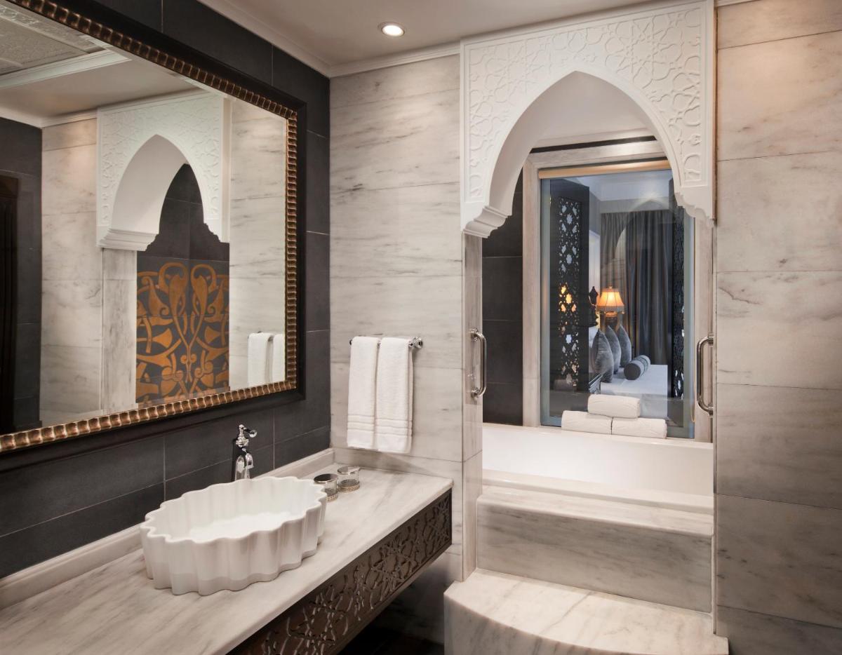 Jumeirah Zabeel Saray Royal Residences
