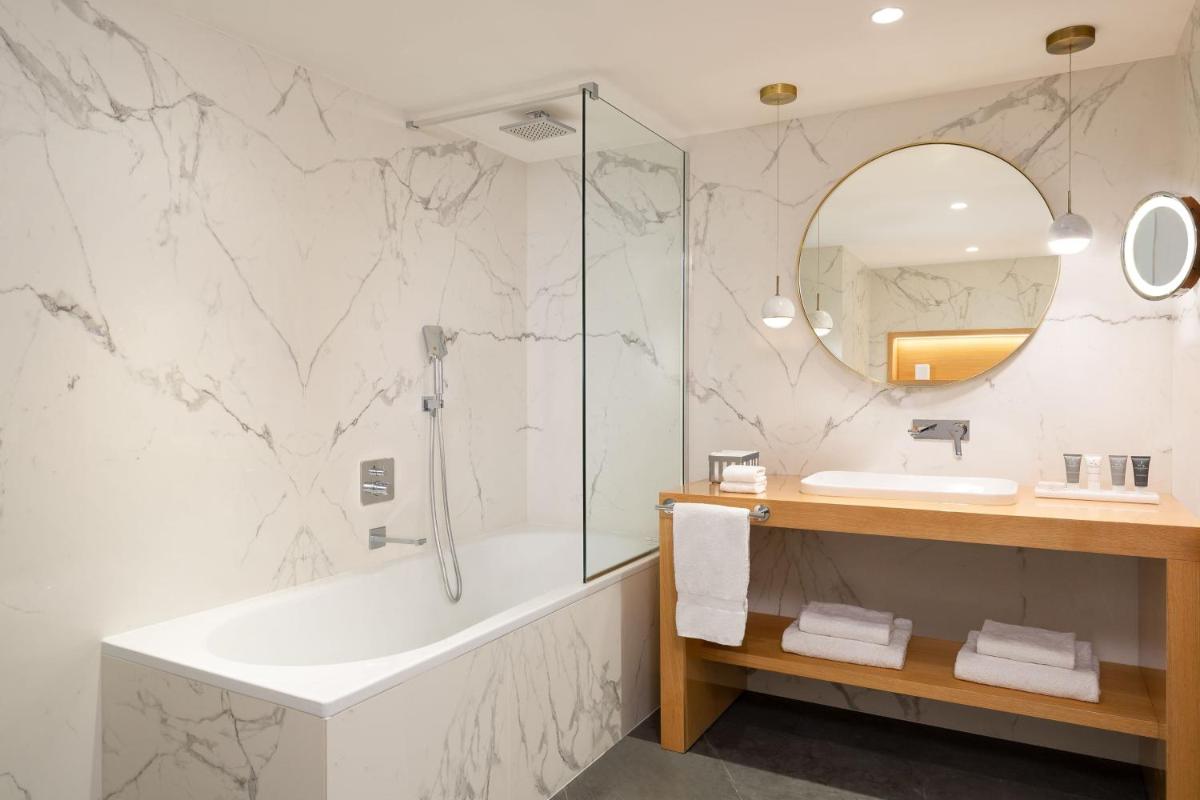 JW Marriott Cannes