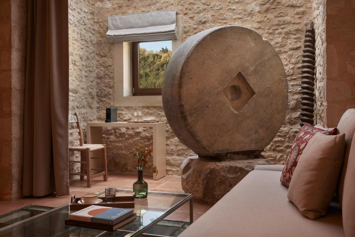 Kapsaliana Village Hotel