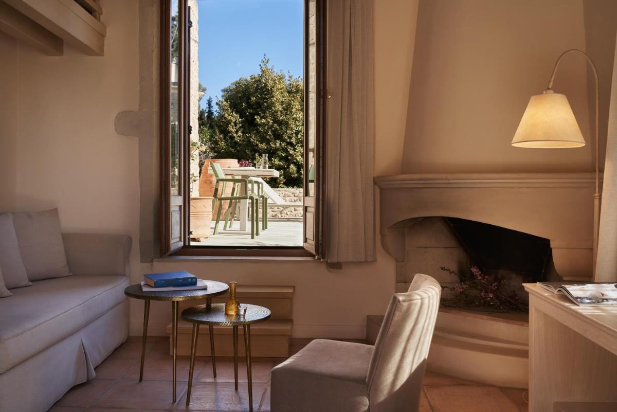 Kapsaliana Village Hotel