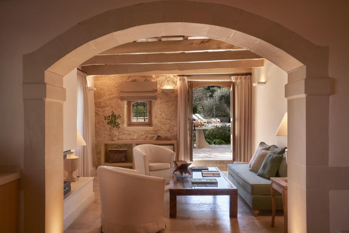 Kapsaliana Village Hotel