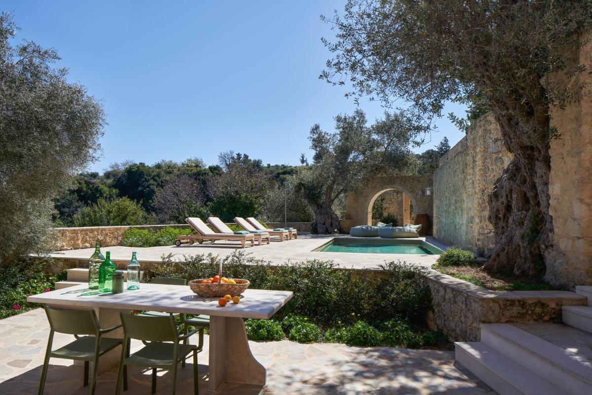 Kapsaliana Village Hotel