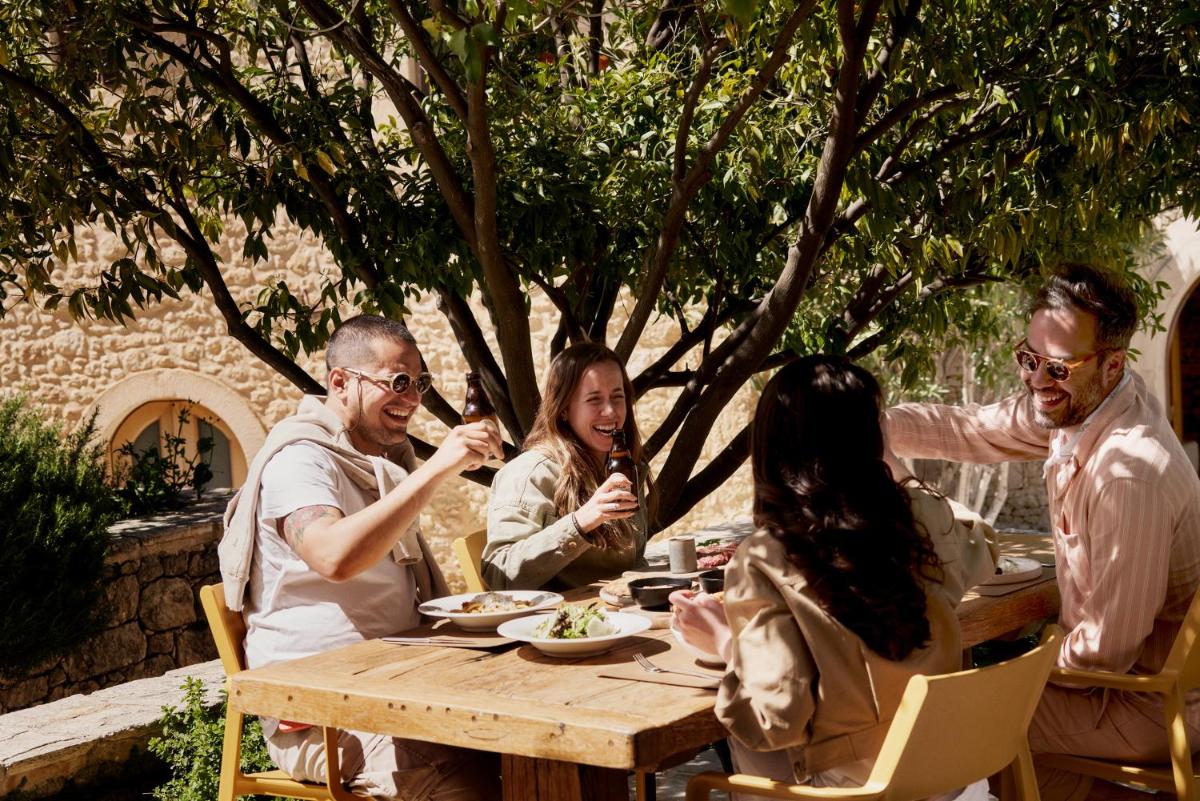 Kapsaliana Village Hotel