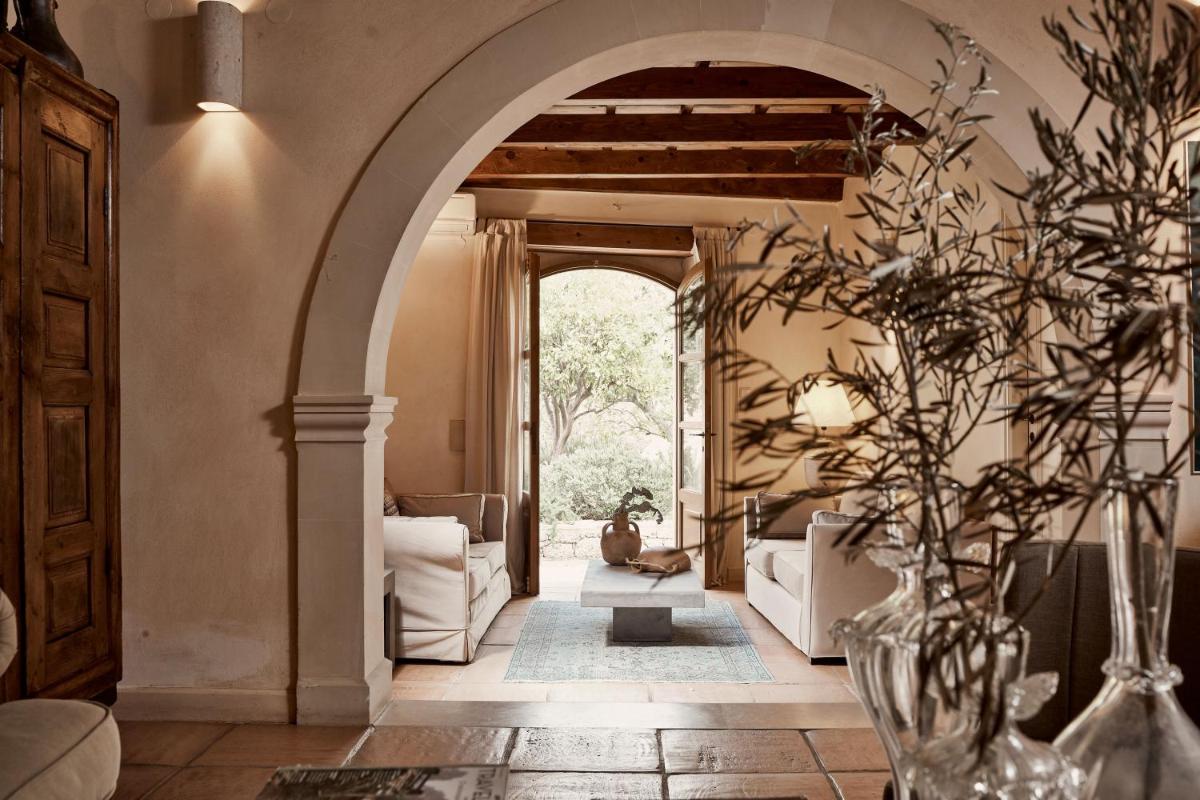 Kapsaliana Village Hotel