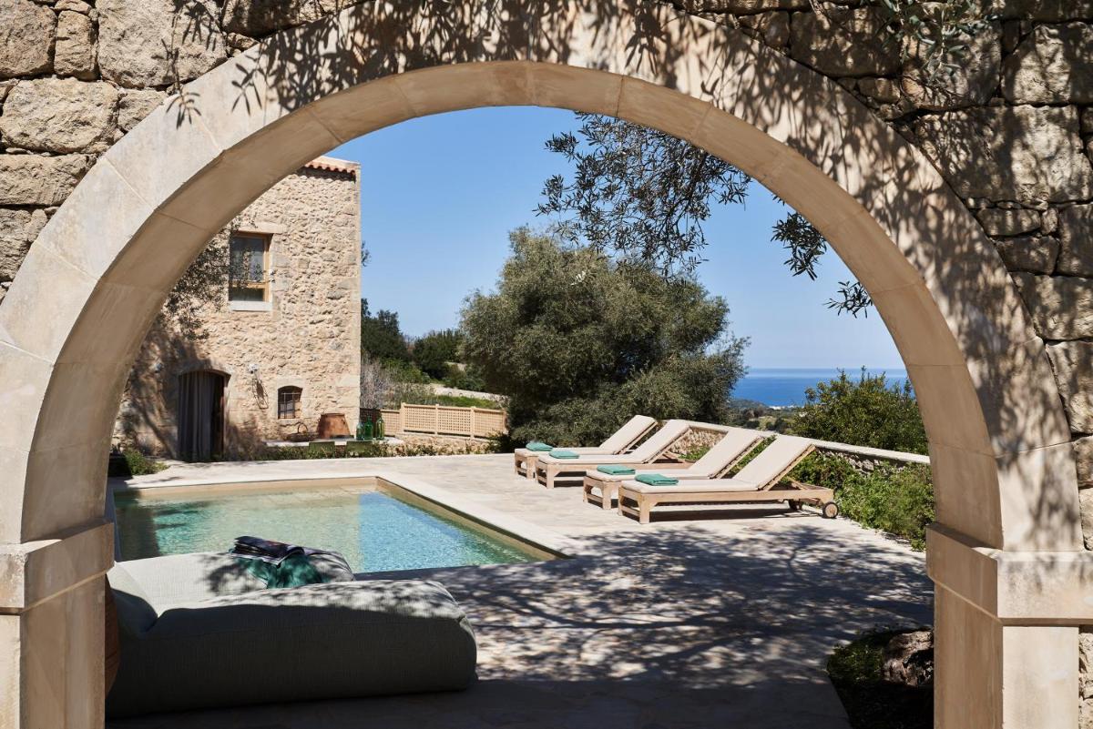 Kapsaliana Village Hotel