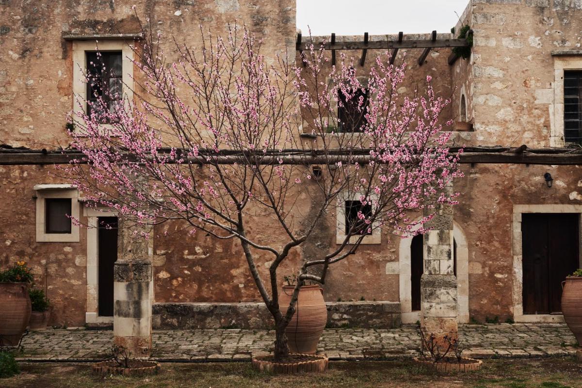 Kapsaliana Village Hotel