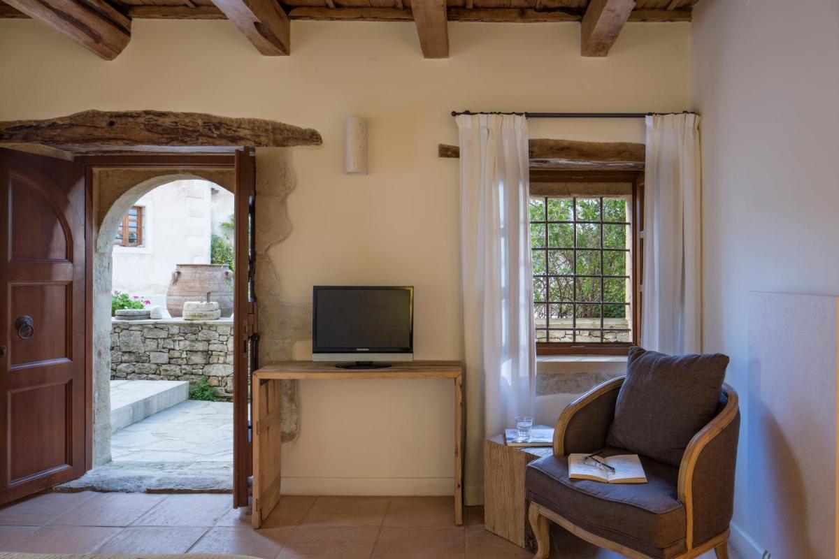 Kapsaliana Village Hotel