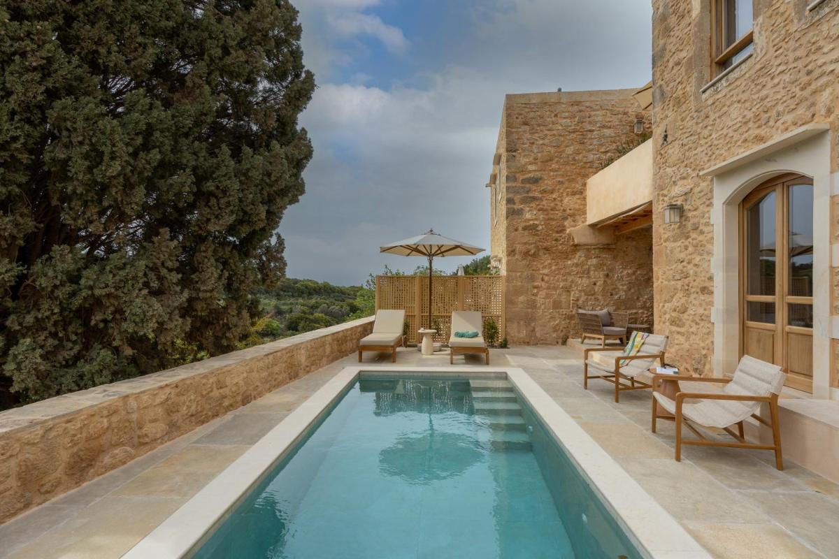 Kapsaliana Village Hotel