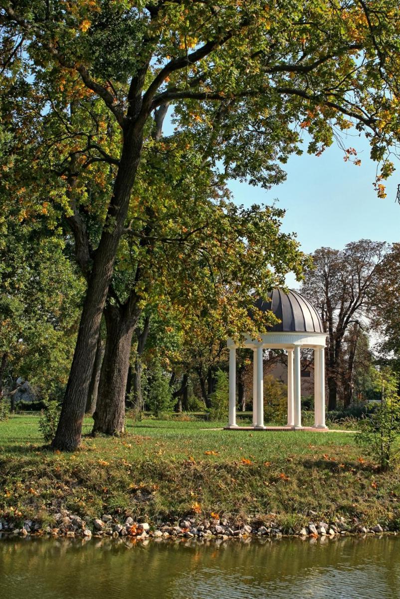 Károlyi Kastély Hotel & Restaurant