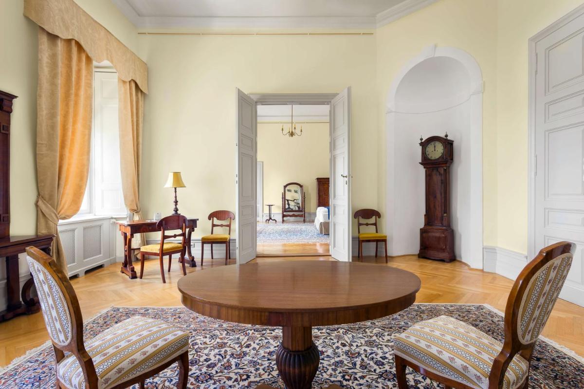 Károlyi Kastély Hotel & Restaurant