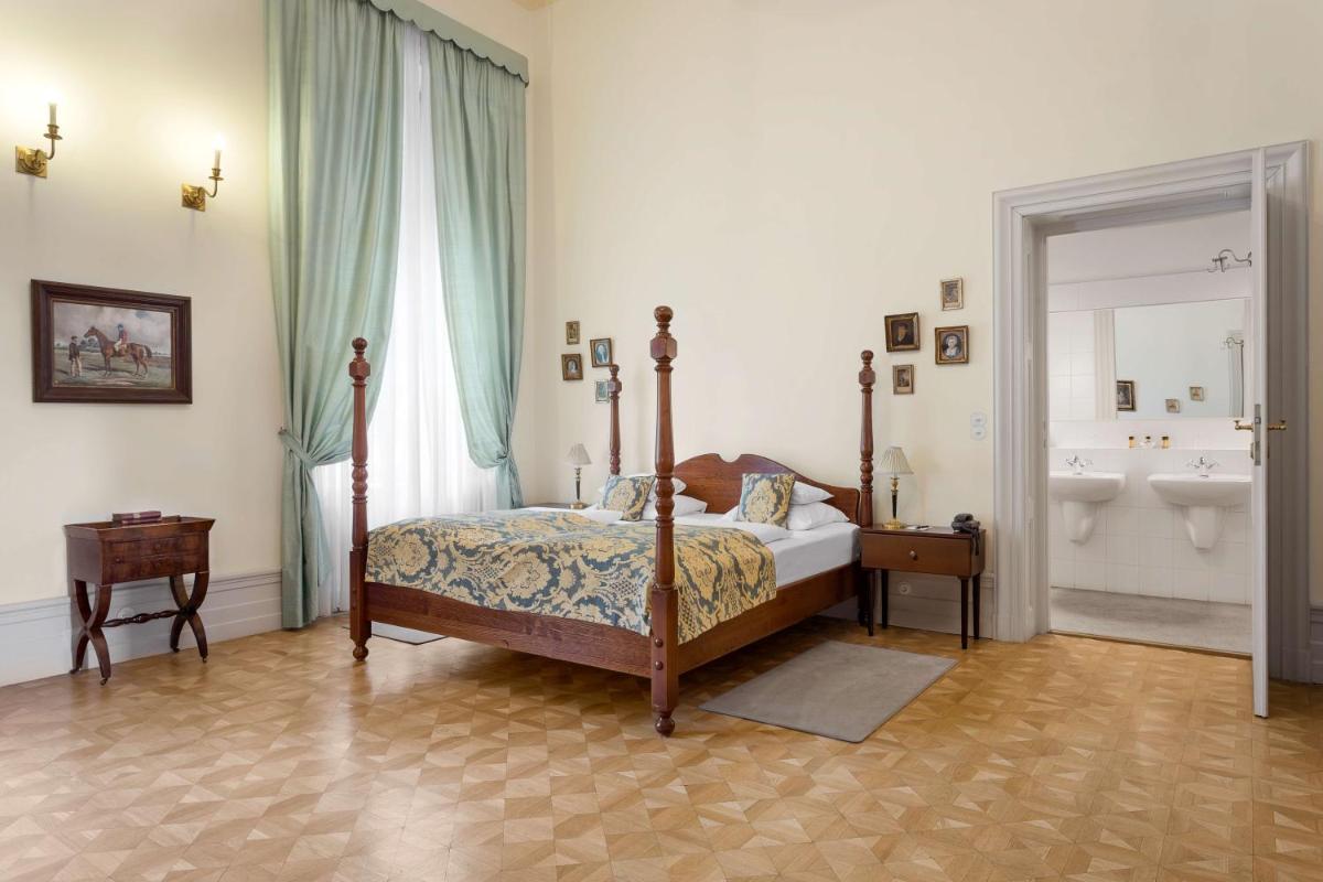 Károlyi Kastély Hotel & Restaurant