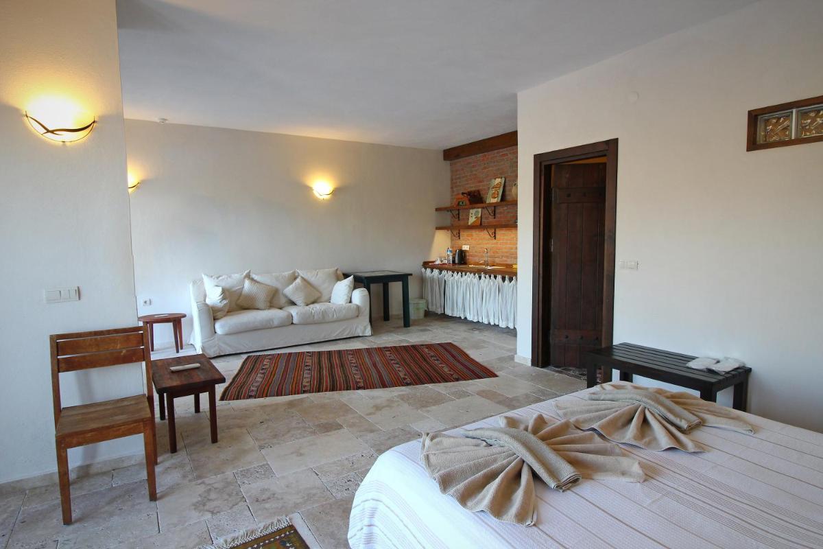 Kekik Otel Selimiye