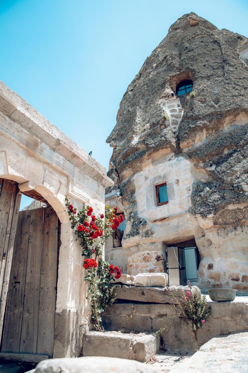 Kelebek Cave Hotel