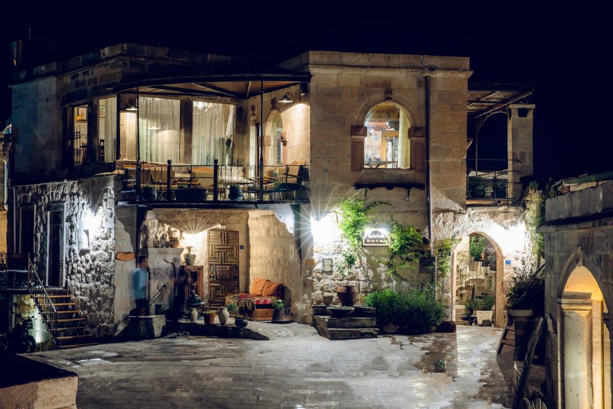 Kelebek Cave Hotel