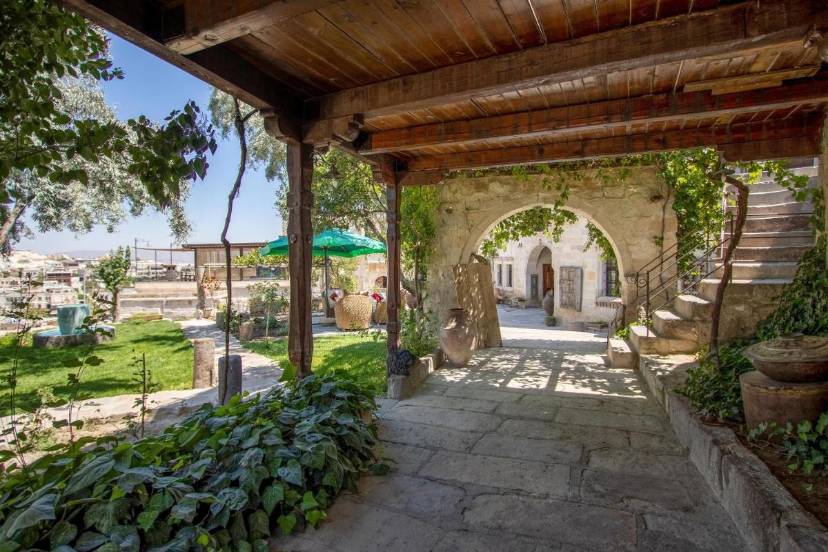 Kelebek Cave Hotel