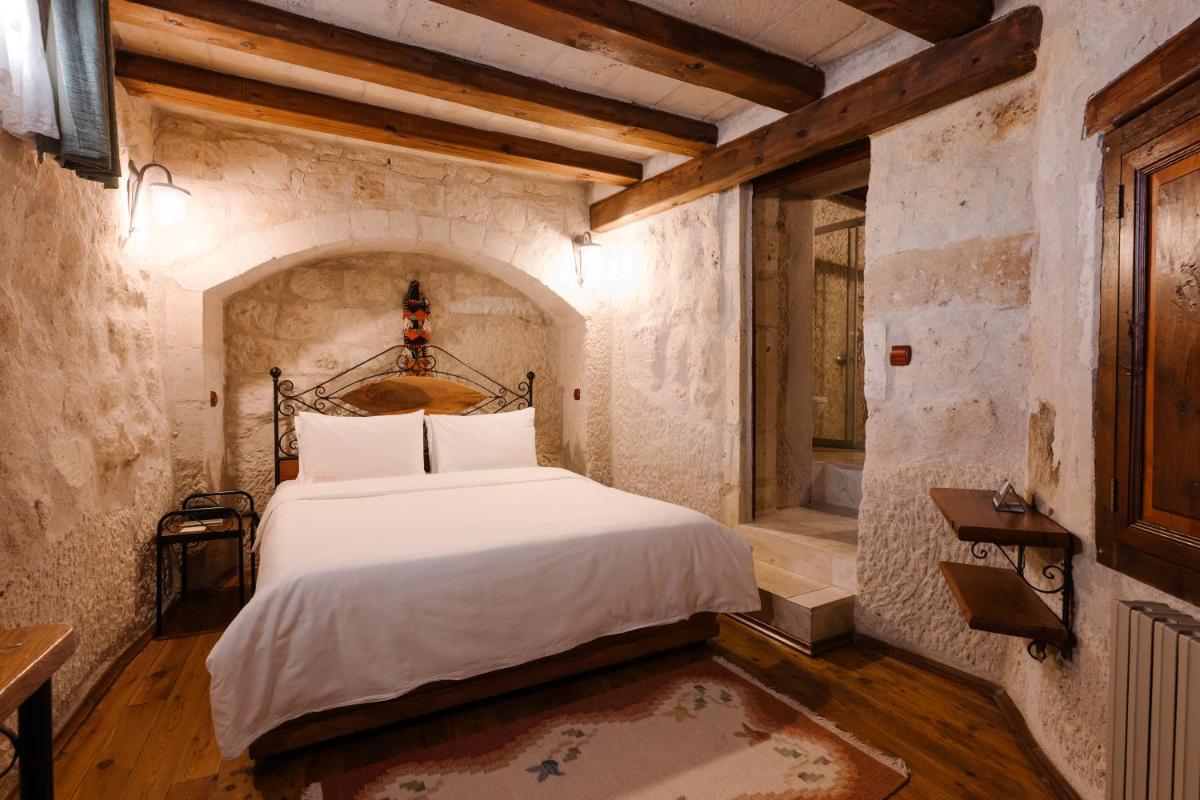 Kelebek Cave Hotel
