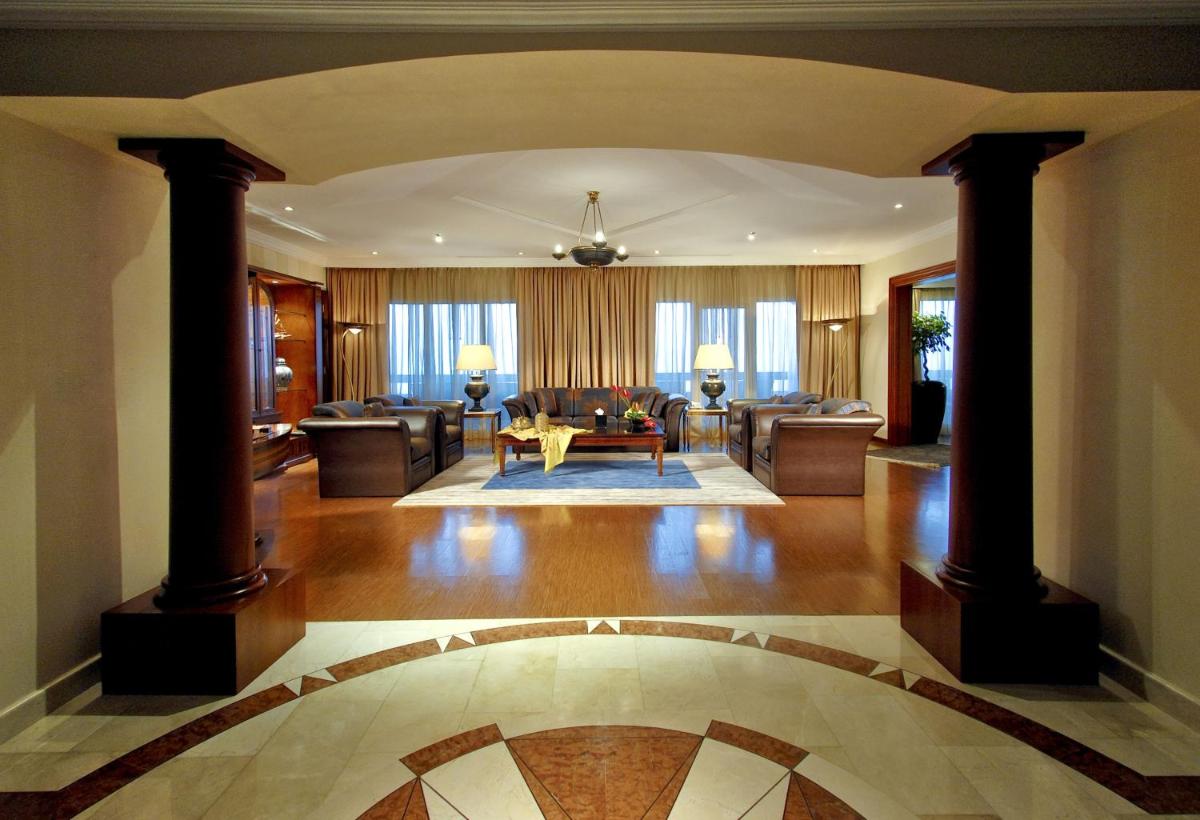 Dusit Ajman Resort & Villas