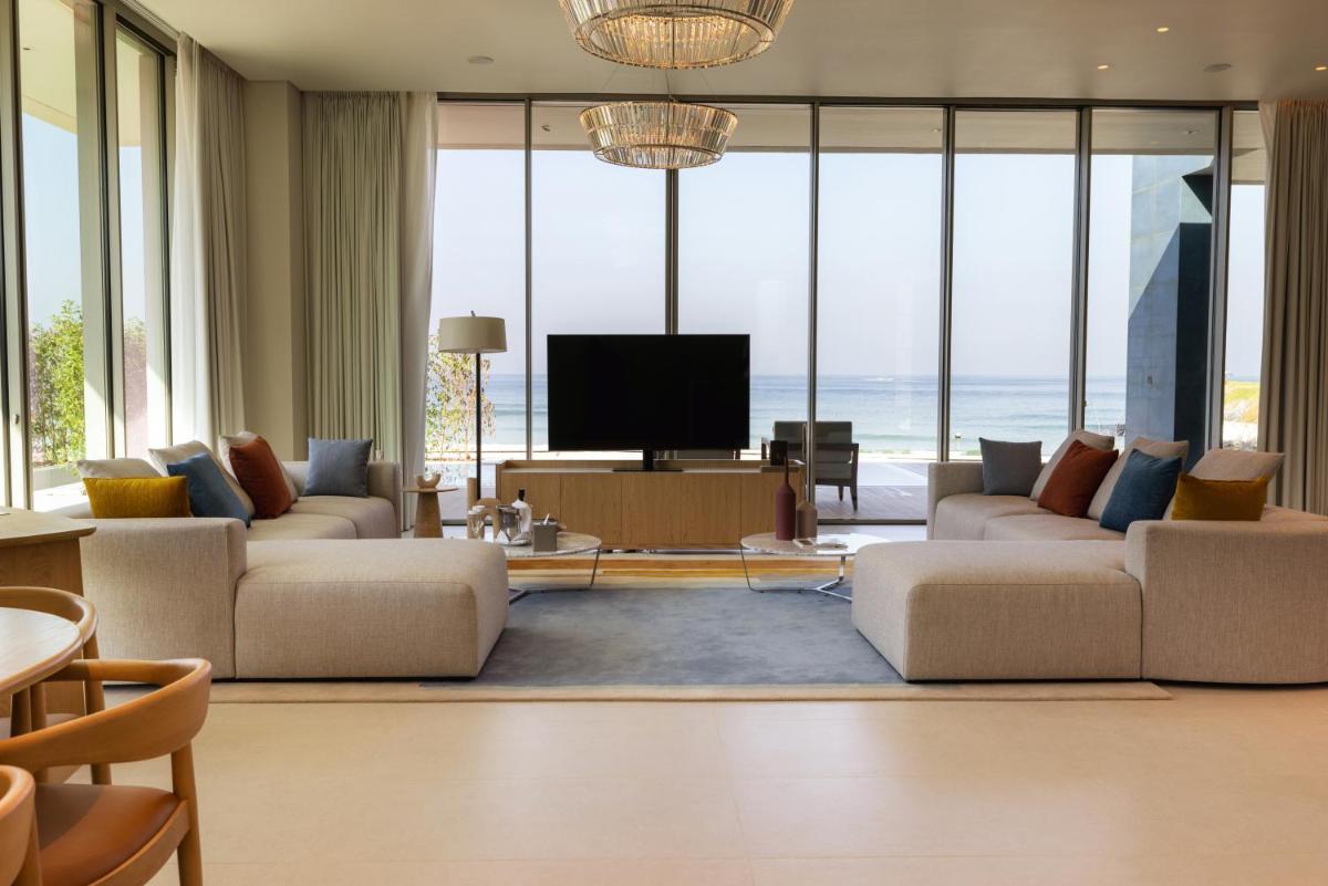 Dusit Ajman Resort & Villas
