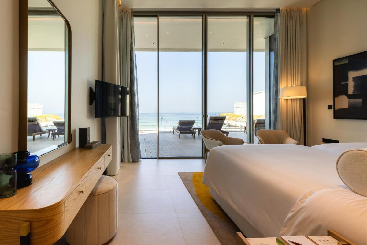 Dusit Ajman Resort & Villas