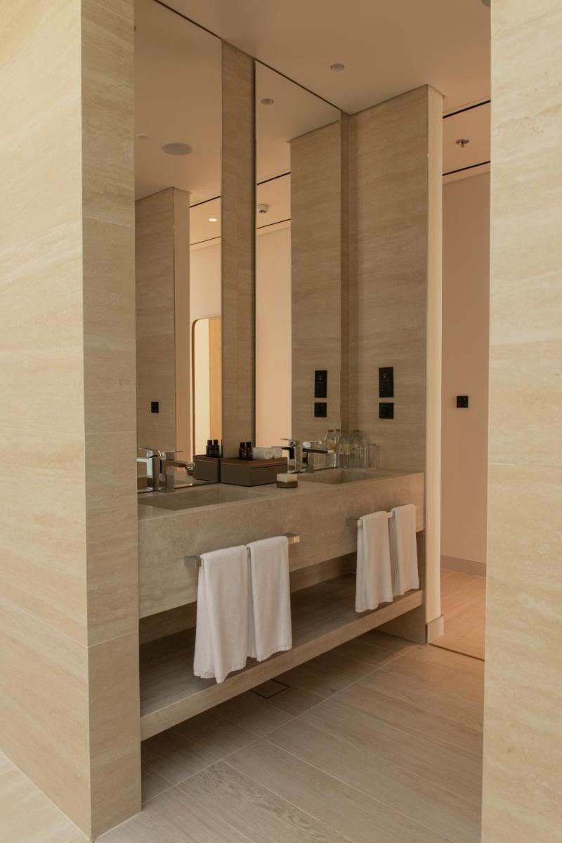 Dusit Ajman Resort & Villas