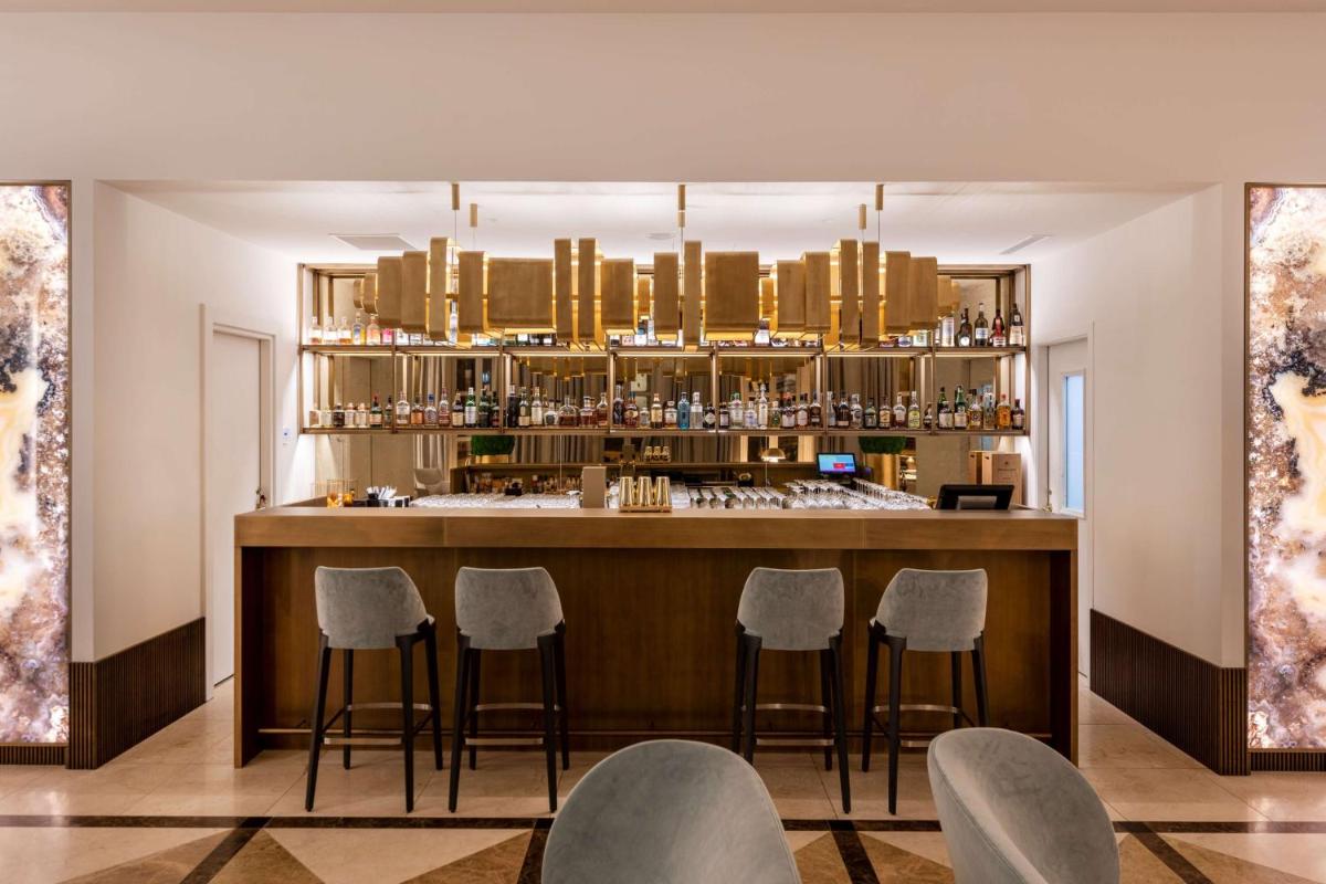 Grand Hotel Vilnius, Curio Collection by Hilton