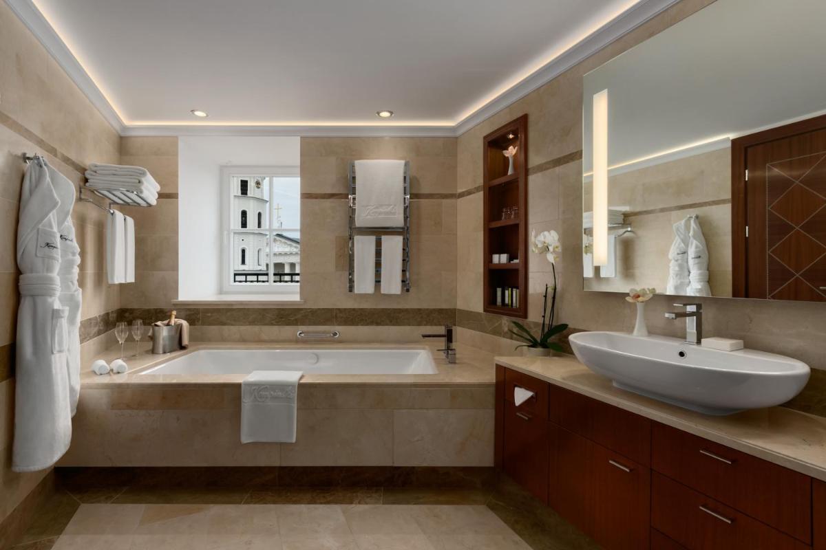 Grand Hotel Vilnius, Curio Collection by Hilton