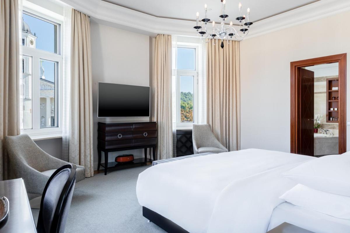 Grand Hotel Vilnius, Curio Collection by Hilton