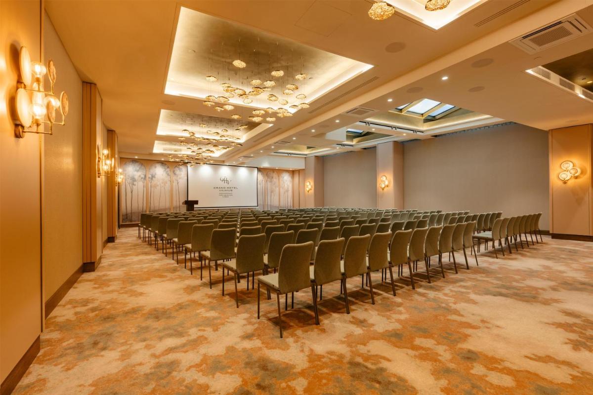Grand Hotel Vilnius, Curio Collection by Hilton