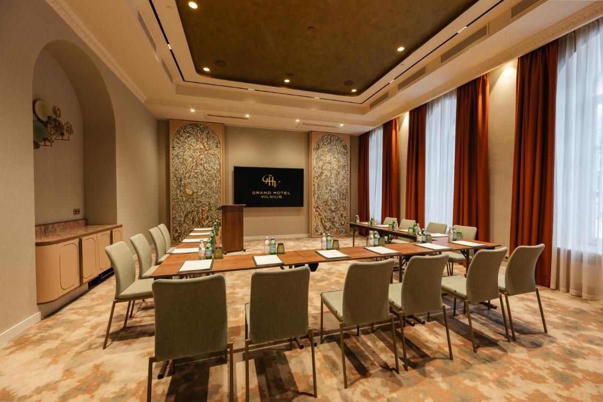 Grand Hotel Vilnius, Curio Collection by Hilton